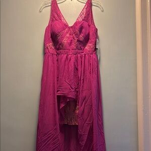 Elegant Fuchsia Lace Wedding Dress